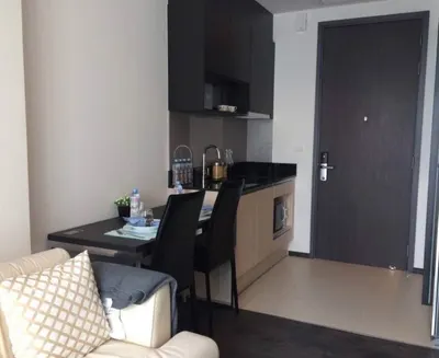 Condo 1 chambre à louer à The Edge Sukhumvit 23, photo 5 sur 5