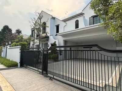 4-bed house for rent in Saphan Sung, photo 1 of 5