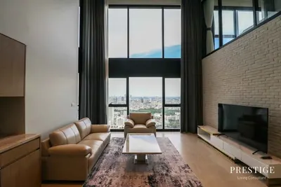 The Lofts Silom by Raimon Land的2房公寓出租，第1张，共5张