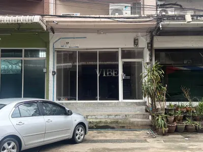 ให้เช่าทาวน์เฮาส์ 3 ห้องนอน ใกล้ ARL ลาดกระบัง รูปที่ 3 จาก 5