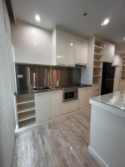 2-bed condo for rent at Supalai Park Kaset, photo 4 of 5
