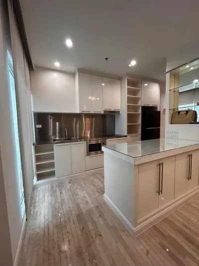 2-bed condo for rent at Supalai Park Kaset, photo 2 of 5