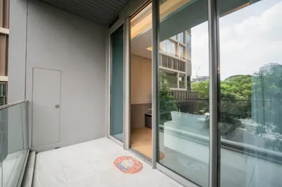 Condo 2 chambres à louer à Baan Sindhorn (บ้านสินธร), photo 9 sur 9