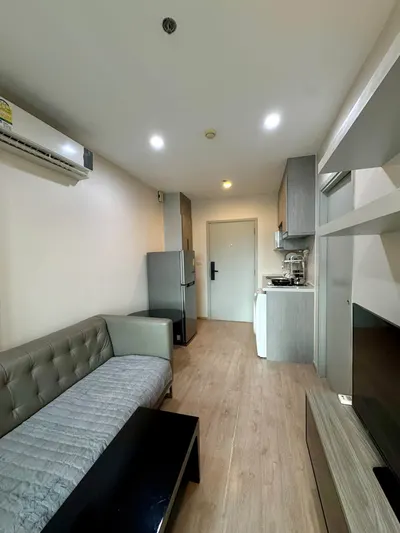 1-bed condo for rent near BTS Pho Nimit, photo 3 of 5