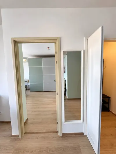 2-bed condo for rent at Life Rama 4 - Asoke, photo 3 of 5