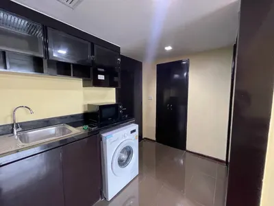 Condo for rent at Focus Ploenchit, photo 3 of 5