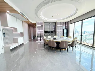4-bed condo for sale at Supalai Oriental Sukhumvit 39, photo 3 of 5