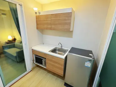 1-bed condo for rent near MRT Huai Khwang, photo 8 of 8