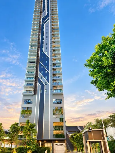 1-bed condo for rent near BTS Pu Chao, photo 1 of 5