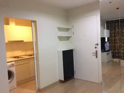 Condo 1 chambre à louer près de la station MRT Lat Phrao, photo 4 sur 5