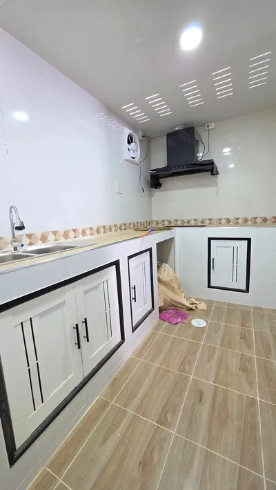 Maison de ville à vendre près de la station MRT Min Buri, photo 4 sur 5