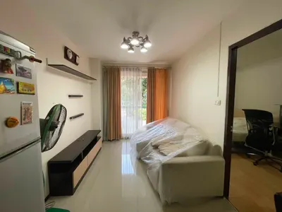 1-bed condo for sale near MRT Ratchadaphisek, photo 1 of 5