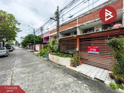 MRT バンカピ駅周辺の3ベッドルームタウンハウス（売買）、写真2/5