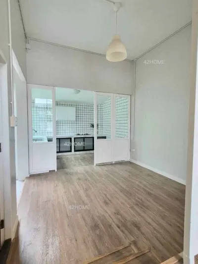 4-bed townhouse for rent near MRT Sutthisan, photo 4 of 5