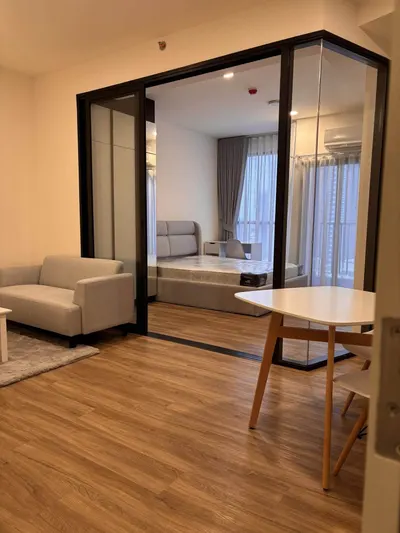 Condo for rent at The Stage Mindscape Ratchada-Huai Khwang, photo 1 of 7