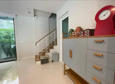 4-bed house for sale at Baan Klang Muang Classe Ekkamai-Ramintra, photo 7 of 8