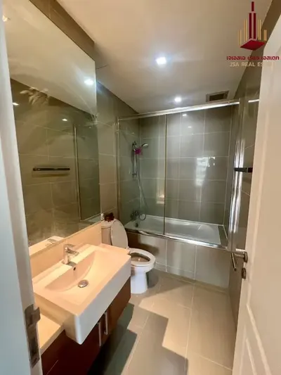 1-bed condo for rent at Noble Refine, photo 5 of 5