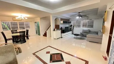 Maison 3 chambres à louer près de la station ARL Lat Krabang, photo 4 sur 5