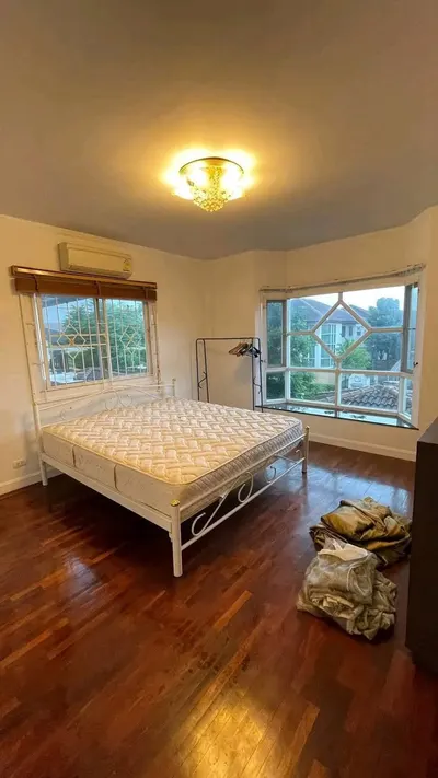 Maison 3 chambres à louer près de la station ARL Lat Krabang, photo 5 sur 5
