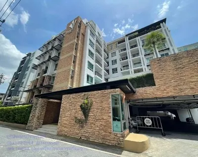 2-bed condo for sale near MRT Lat Phrao, photo 1 of 5