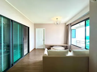 U Delight Residence Riverfront的2房公寓出租，第2张，共5张