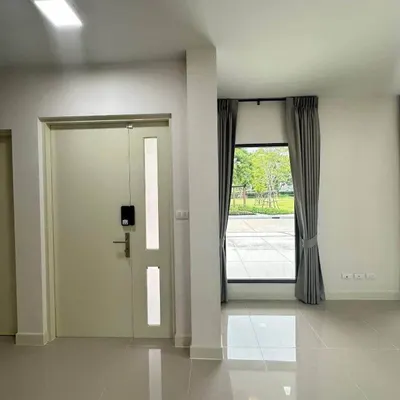 Baan Klang Mueng Ramintra 83 Stationの4ベッドルーム一戸建て（賃貸）、写真5/5