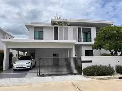 4-bed house for sale near MRT Bang Phlu, photo 1 of 5
