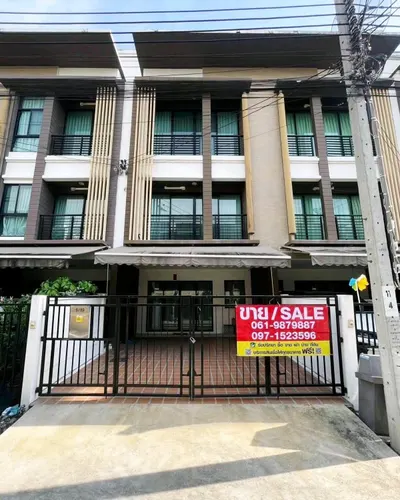 ขายทาวน์เฮาส์ 3 ห้องนอน ใกล้ MRT บางแค รูปที่ 1 จาก 5