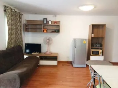 Condo Chateau In Town Ratchada 13の1ベッドルームコンドミニアム（賃貸）、写真2/5