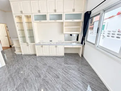 MRT 叻抛101站附近的6房独栋住宅出售，第3张，共5张
