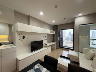 Urbano Absolute Sathon-Taksinの1ベッドルームコンドミニアム（賃貸）、写真2/5