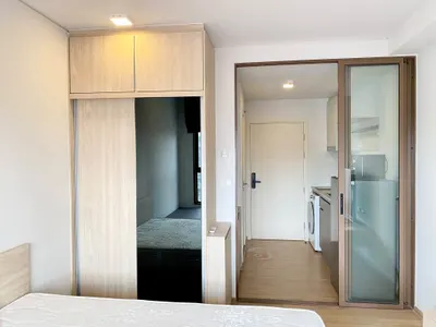 QUINTARA MHy'ZEN PHROM PHONGのスタジオタイプのコンドミニアム（賃貸）、写真2/5