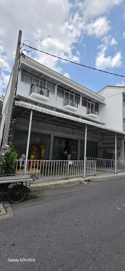 Commercial space for sale near SRT Bang Khen, photo 2 of 5
