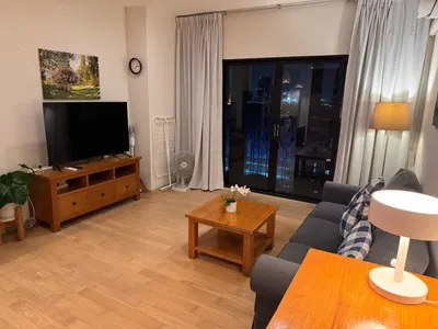 Condo 2 chambres à vendre près de la station BTS Ekkamai, photo 1 sur 5
