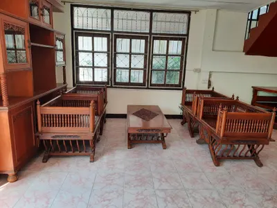 MRT 辉煌站附近的3房独栋住宅出租，第3张，共5张