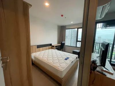 Condo 1 chambre à louer près de la station MRT Ratchadaphisek, photo 4 sur 5