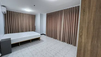 Condo à louer à Commonwealth Pinklao, photo 2 sur 5