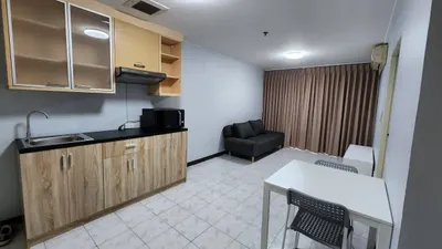 Condo à louer à Commonwealth Pinklao, photo 4 sur 5
