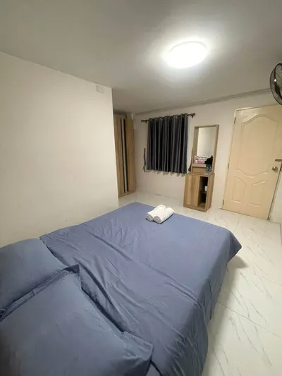 Chambre à louer près de la station BTS Udom Suk, photo 1 sur 5