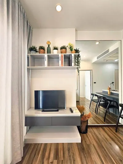 1-bed condo for rent near BTS Phra Khanong, photo 2 of 5