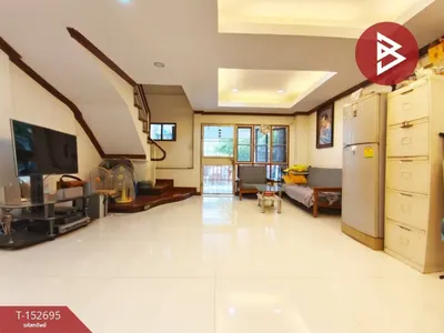 3-bed townhouse for sale near MRT Bang Pho, photo 3 of 5