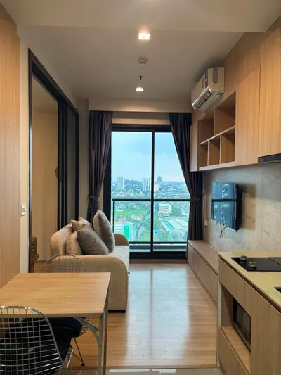 Condo à louer à M Jatujak, photo 1 sur 5