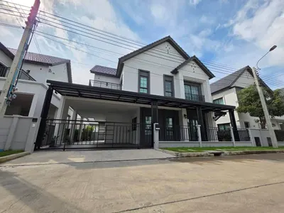 Centro Bangnaの4ベッドルーム一戸建て（賃貸）、写真2/5