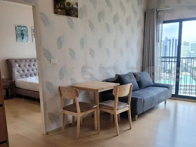 1-bed condo for rent at Noble Reform, photo 2 of 5