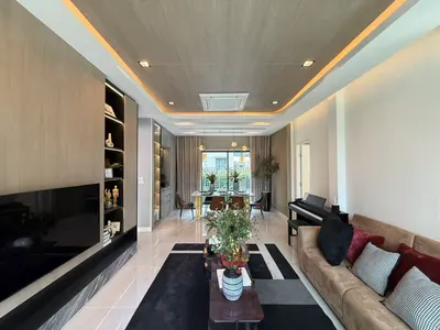 บางกอก บูเลอวาร์ด ศรีนครินทร์ บางนา Bangkok Boulevard Srinakarin-Bangnaの4ベッドルーム一戸建て（賃貸）、写真3/5