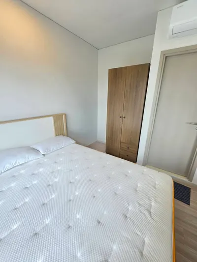 This listing, photo 2