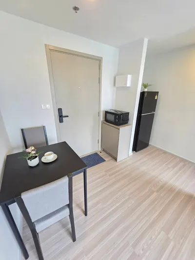 This listing, photo 3