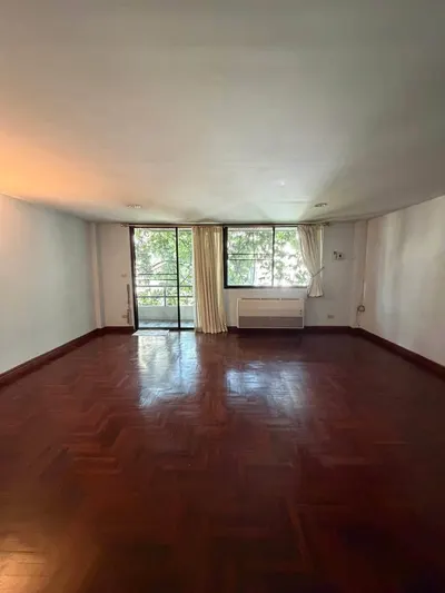 6-bed townhouse for rent near BTS Thong Lo, photo 2 of 5