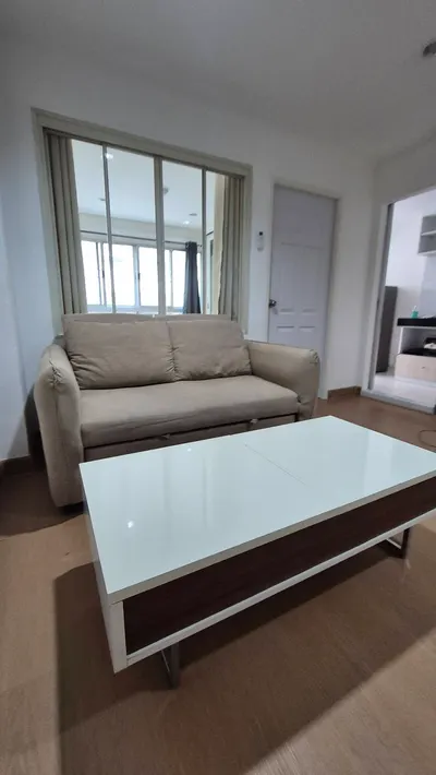1-bed condo for rent near MRT Huai Khwang, photo 4 of 5