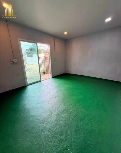 Commercial space for rent near MRT Ratchadaphisek, photo 5 of 5